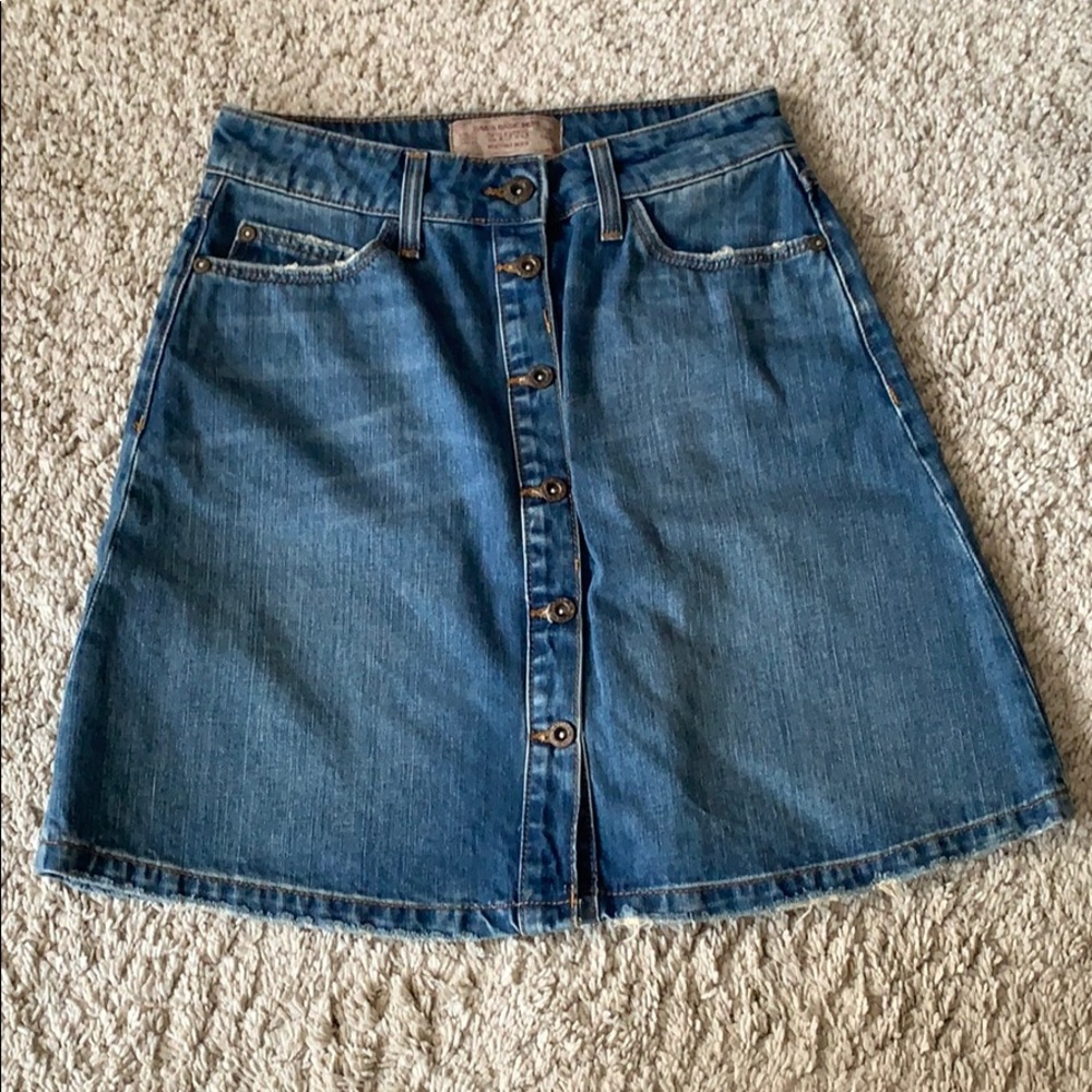 Zara Basics XS denim skirt with distressed trim